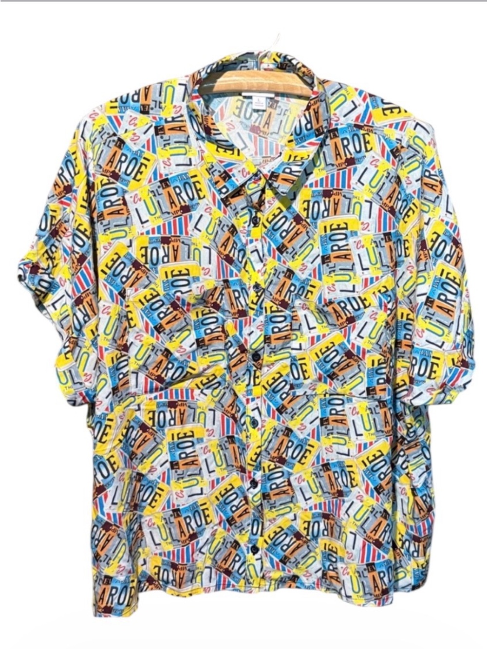 💰BOGO FREE LuLaRoe Men’s License Plate Button Down Shirt